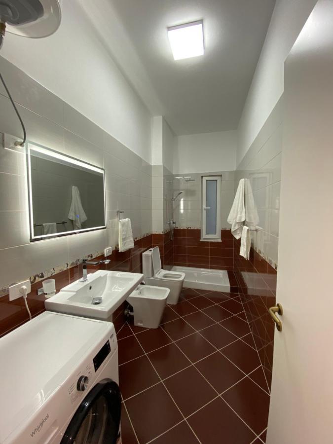 Enid Apartment Вльора Екстер'єр фото