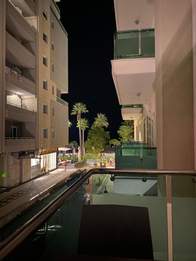 Enid Apartment Вльора Екстер'єр фото