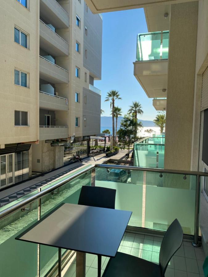 Enid Apartment Вльора Екстер'єр фото