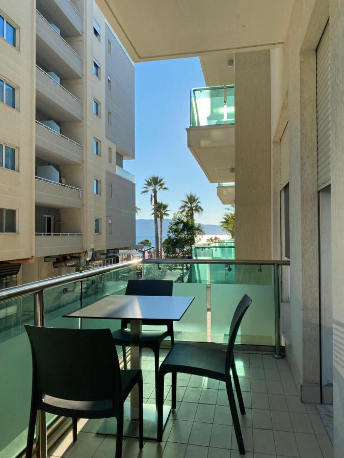 Enid Apartment Вльора Екстер'єр фото