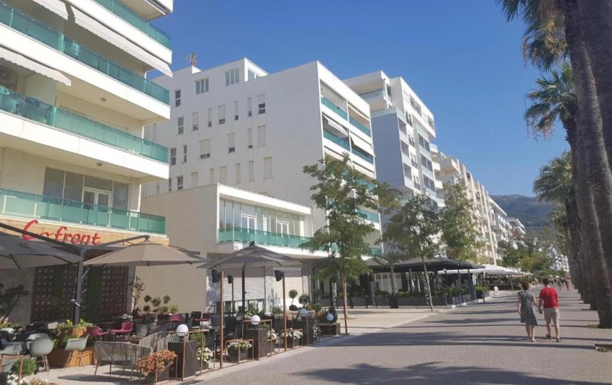 Enid Apartment Вльора Екстер'єр фото
